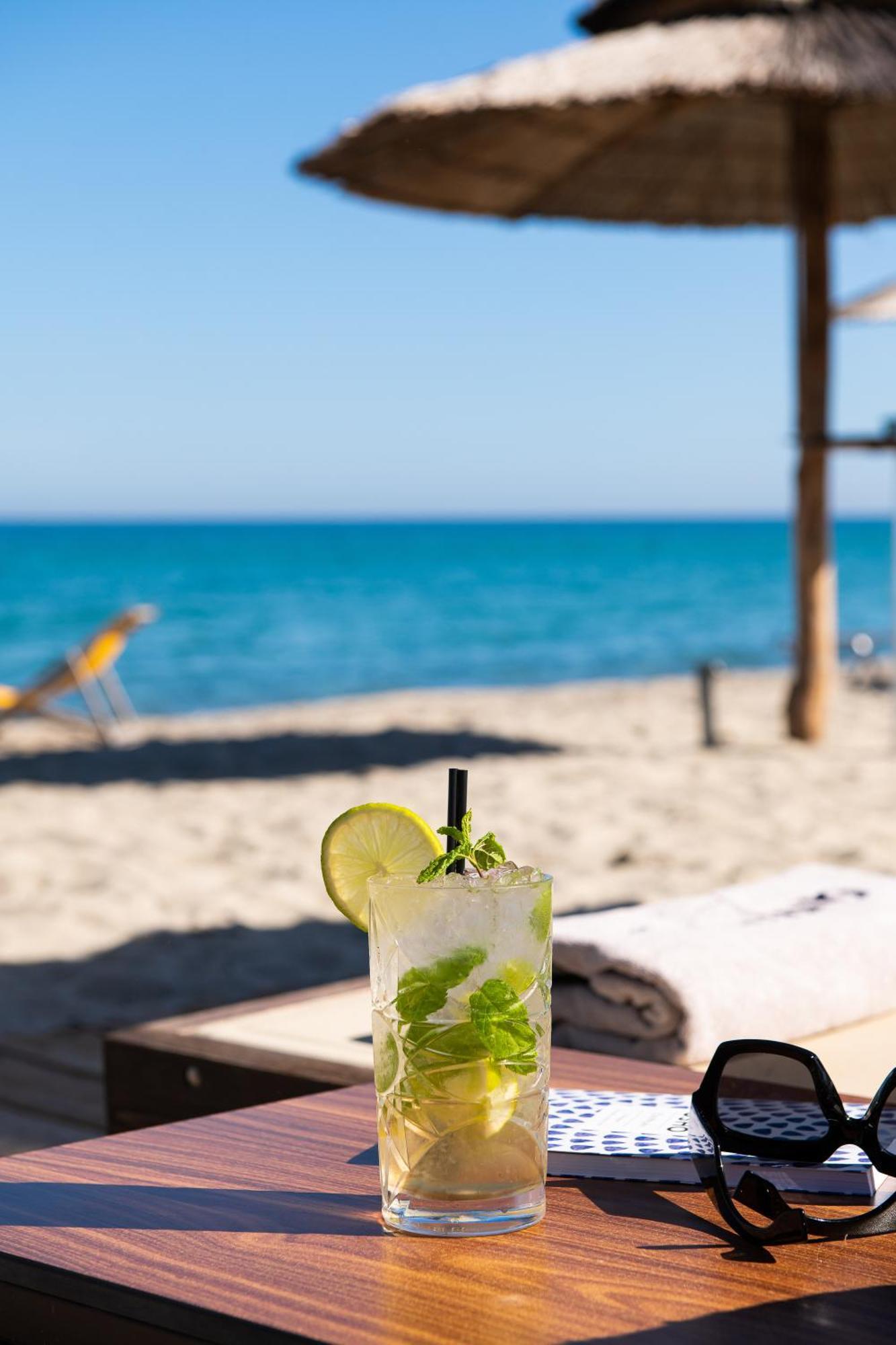 Olympic Star Beach Hotel Neoi Poroi Exterior photo